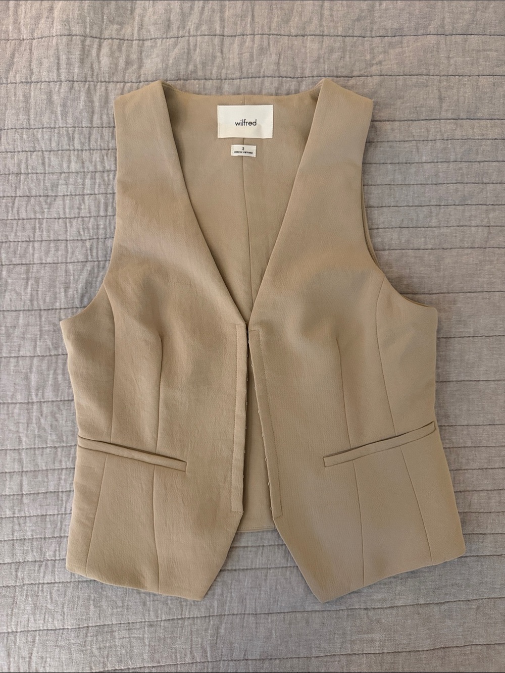 Wilfred Tan Tailored Sleeveless Vest